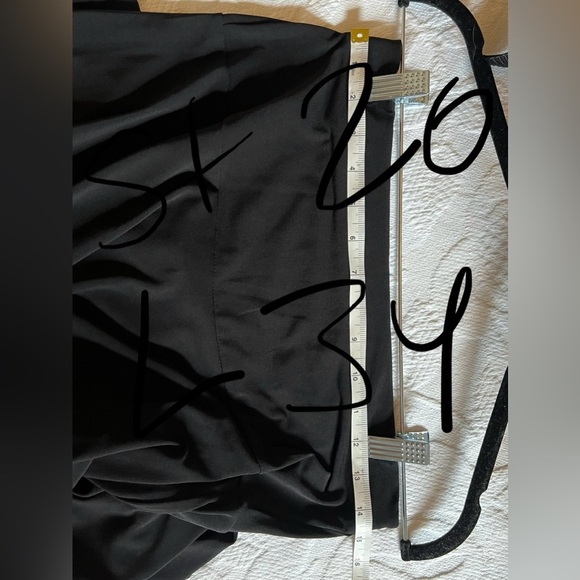 Flowy Black Midi Skirt by Valentina - Picture 3 of 8